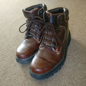 EUC Rockport waterproof leather boots brown